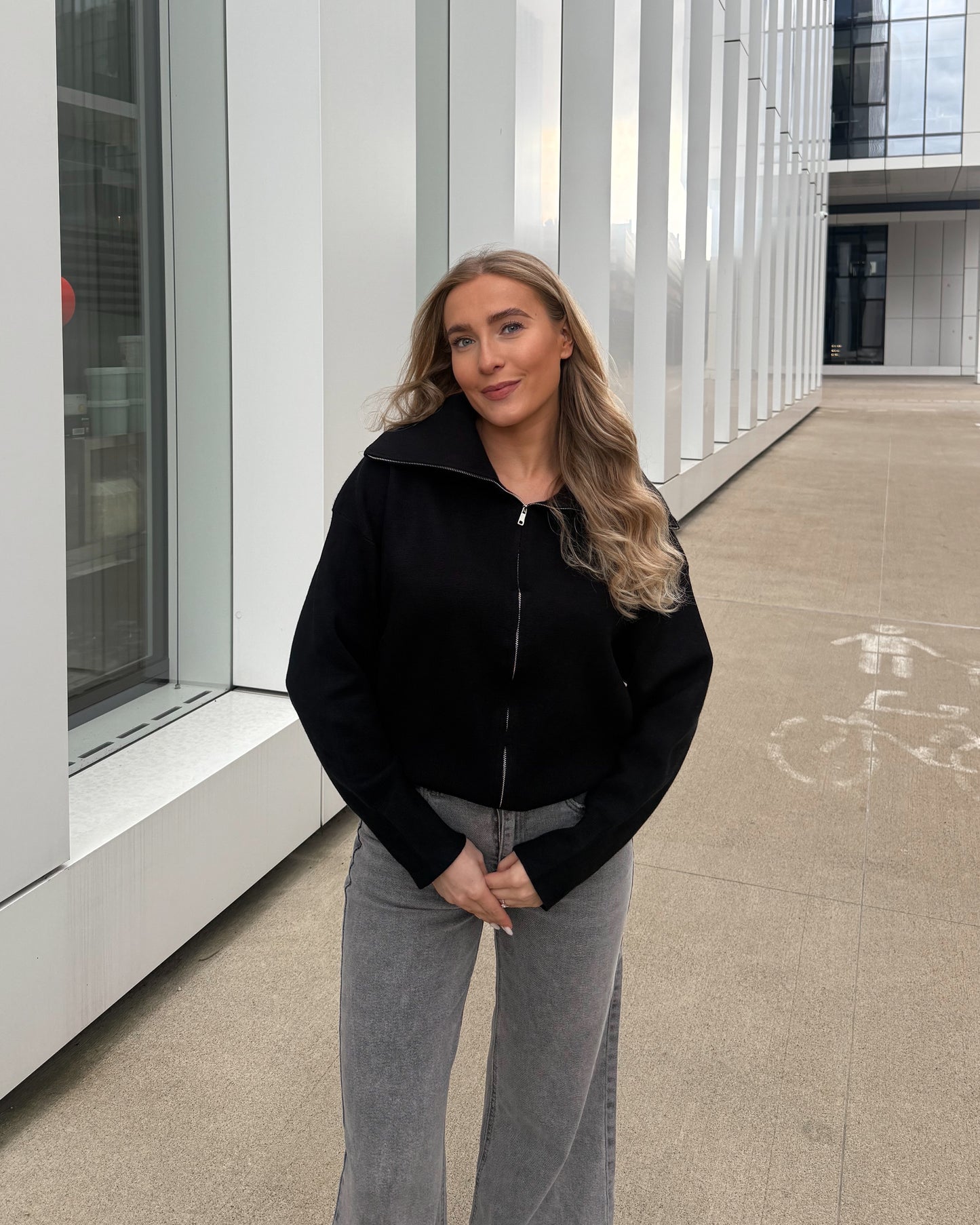 Megztukas su užtrauktuku ARIA