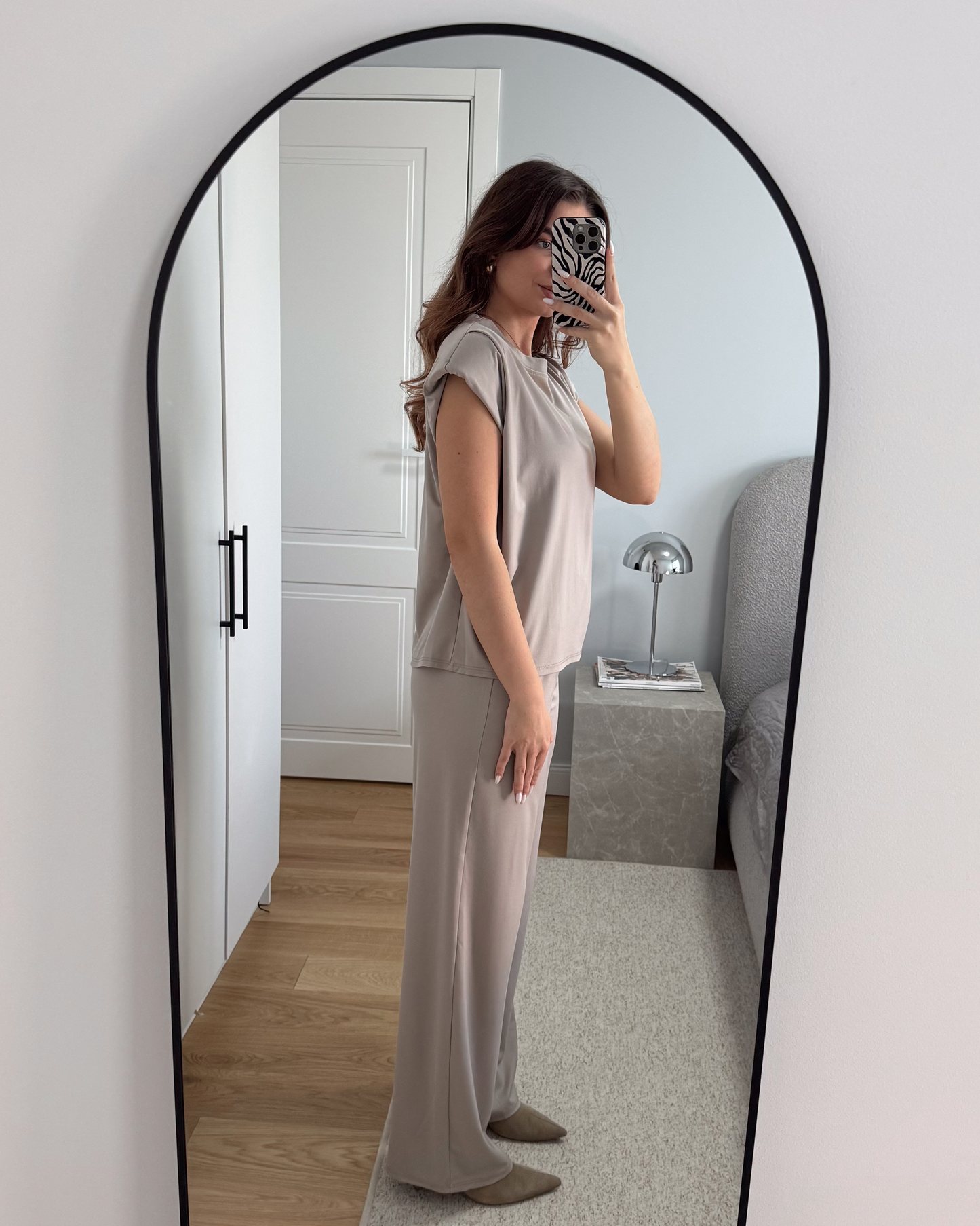 Kostiumėlis CHIC su viskoze (smėlinis)