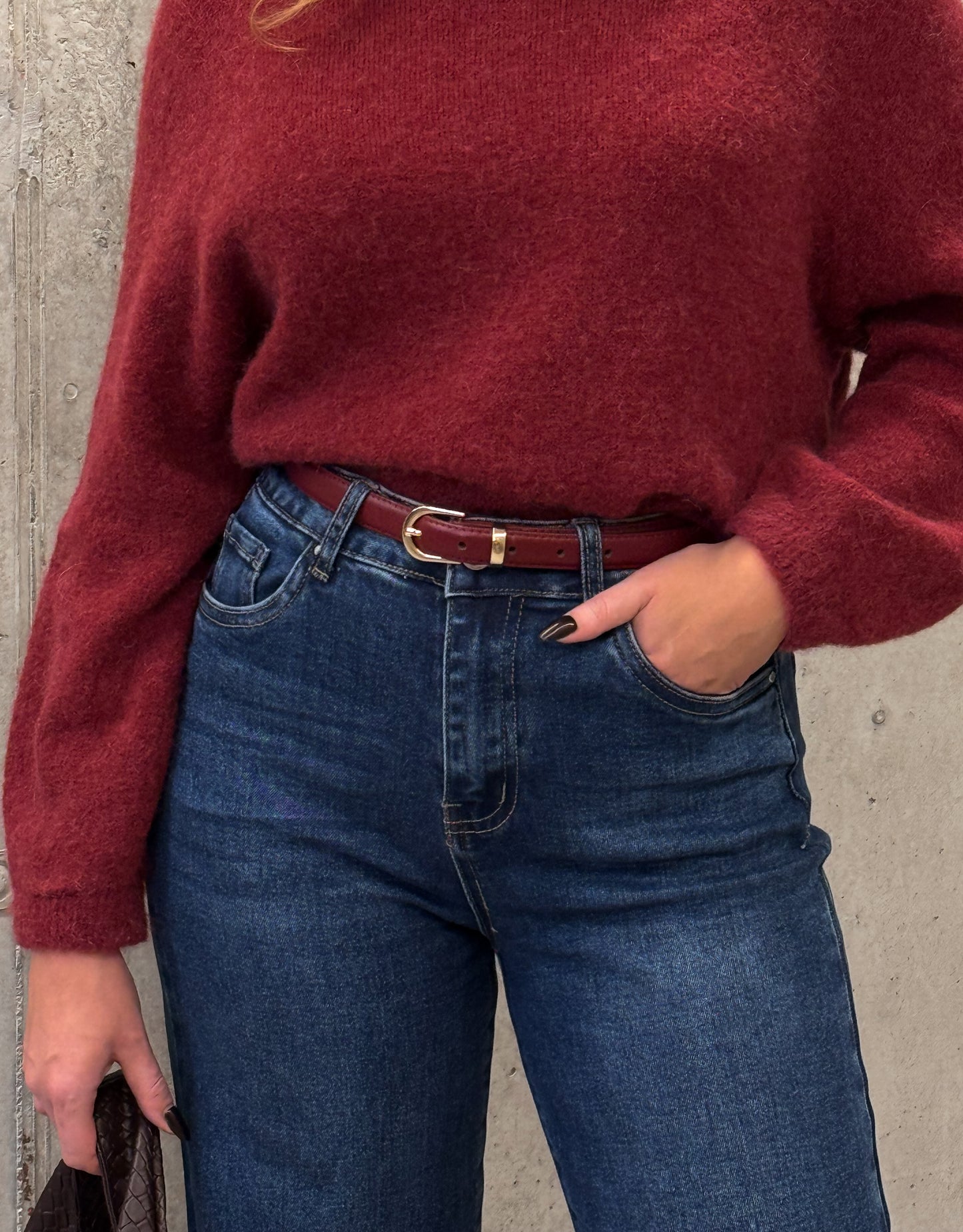 Tamsiai mėlyni džinsai su elastanu