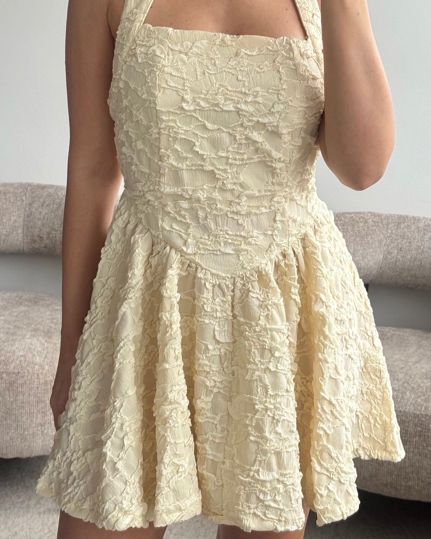 Gelsva suknelė BELLE