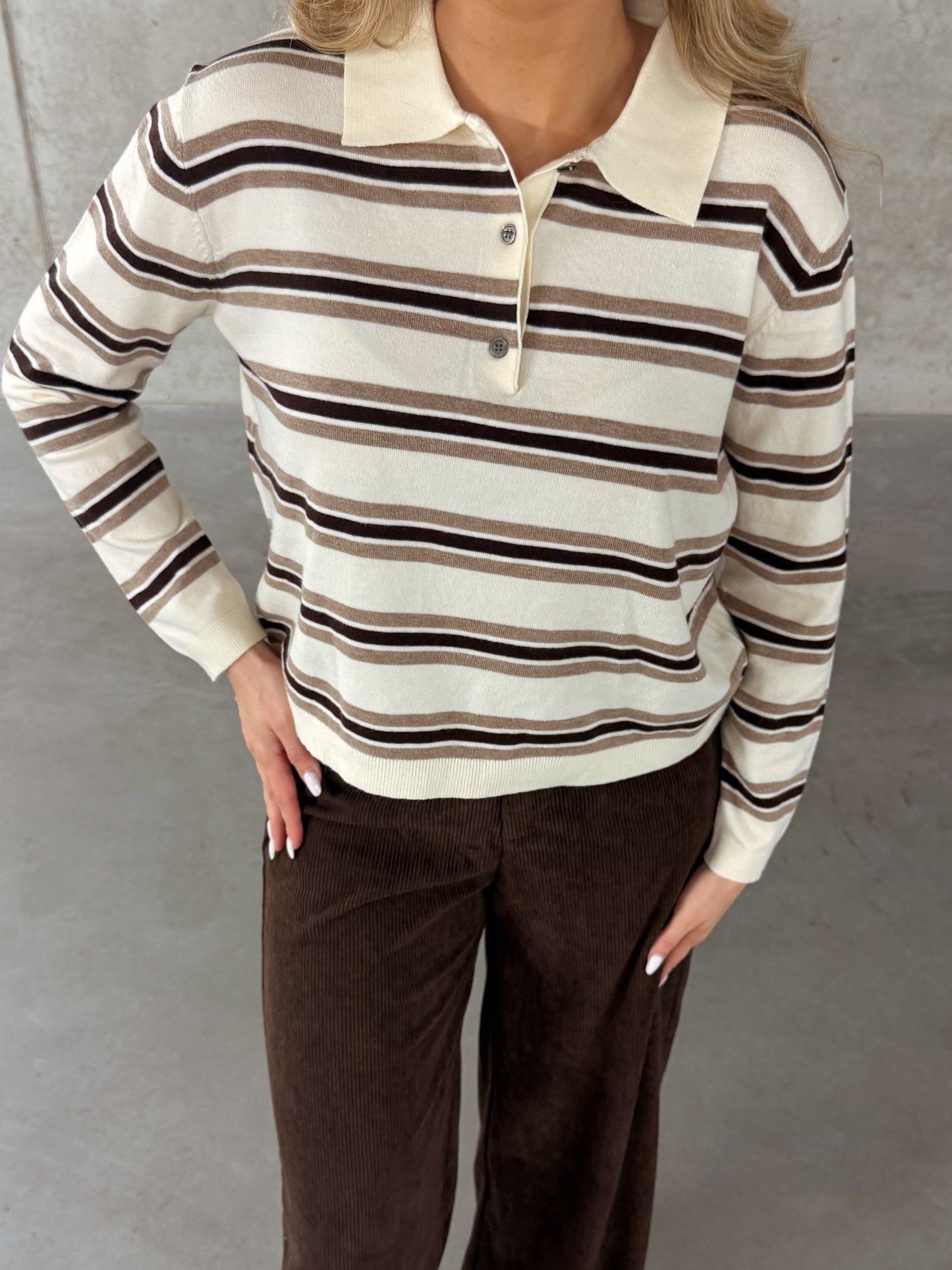 Smėlio spalvos dryžuotas megztukas MILO