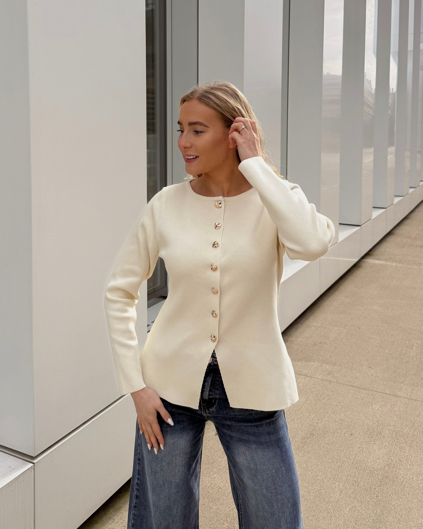 Palaidinė / megztukas ECRU