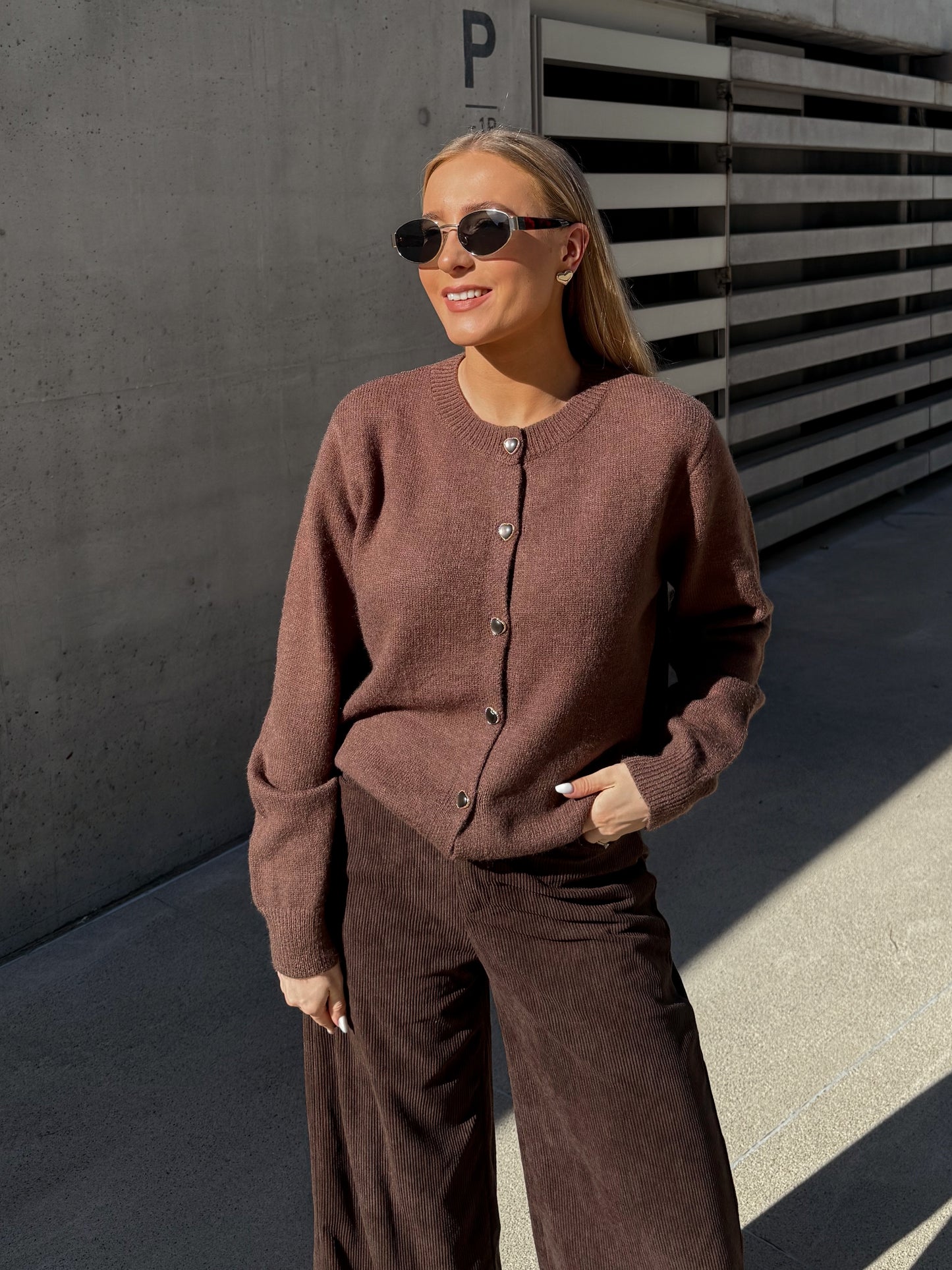 Rudas megztukas HEART