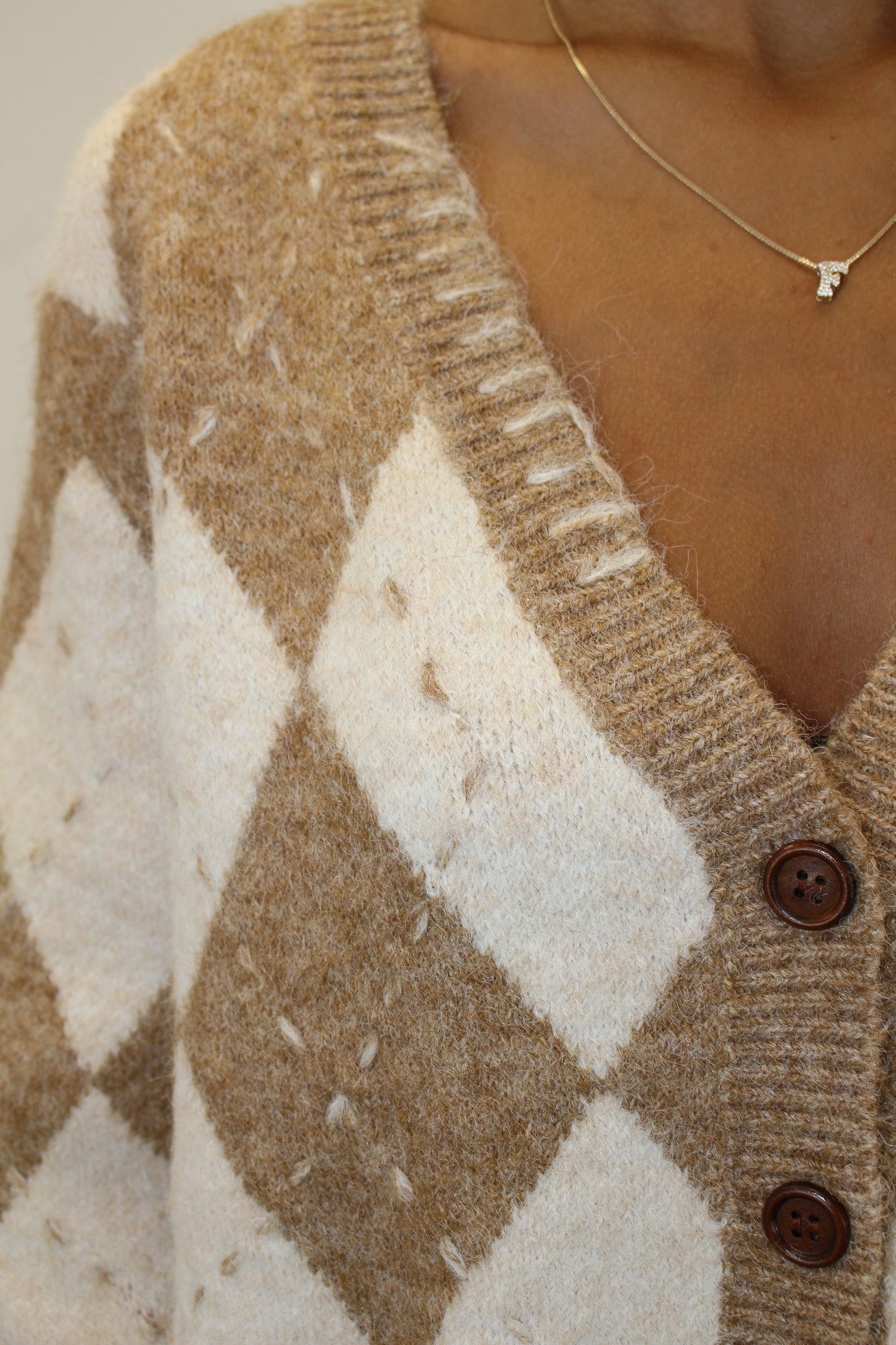 Smėlinis kardiganas ARGYLE