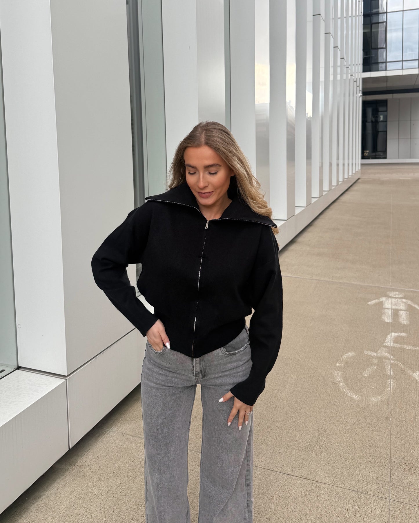 Megztukas su užtrauktuku ARIA