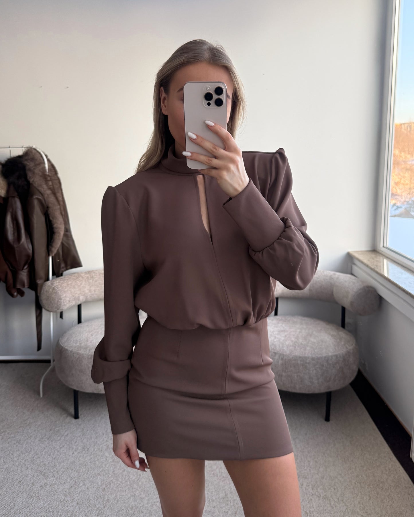 Ruda suknelė CLÉO
