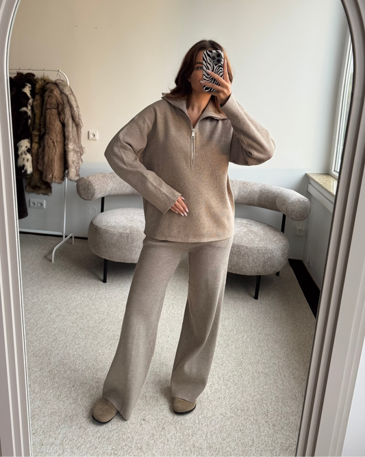 Smėlinis kostiumėlis WOOLY