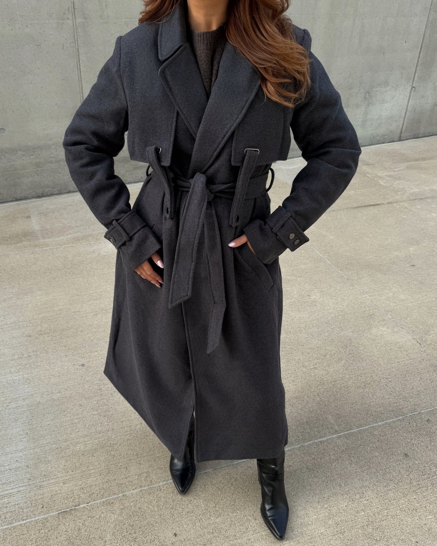 Pilkas paltas MODERN