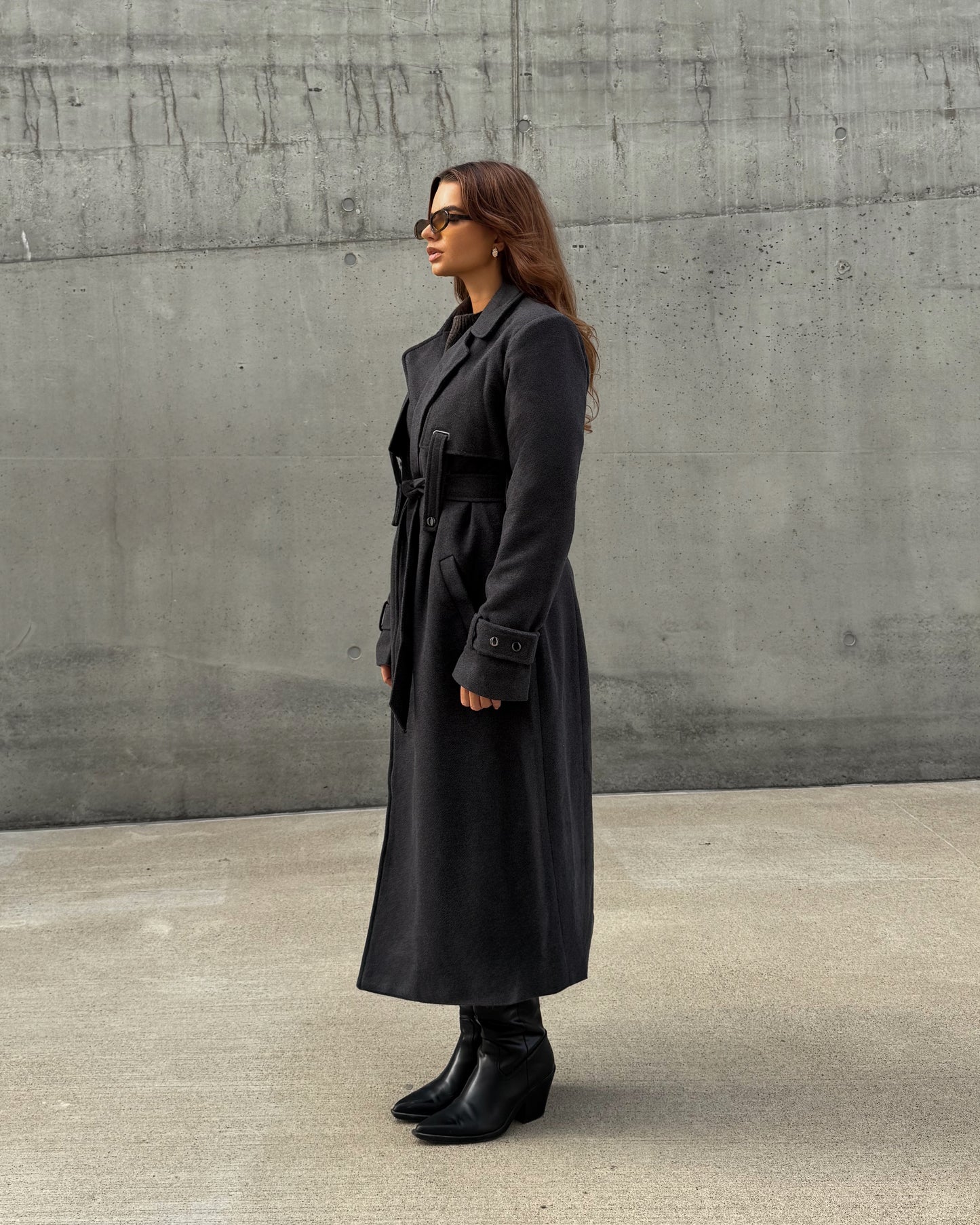 Pilkas paltas MODERN