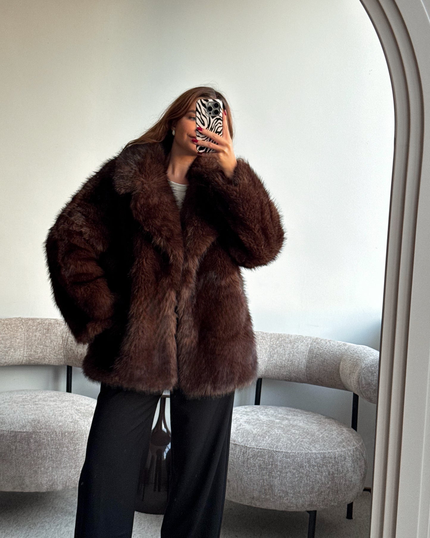 Rudi kailinukai ELEGANCE