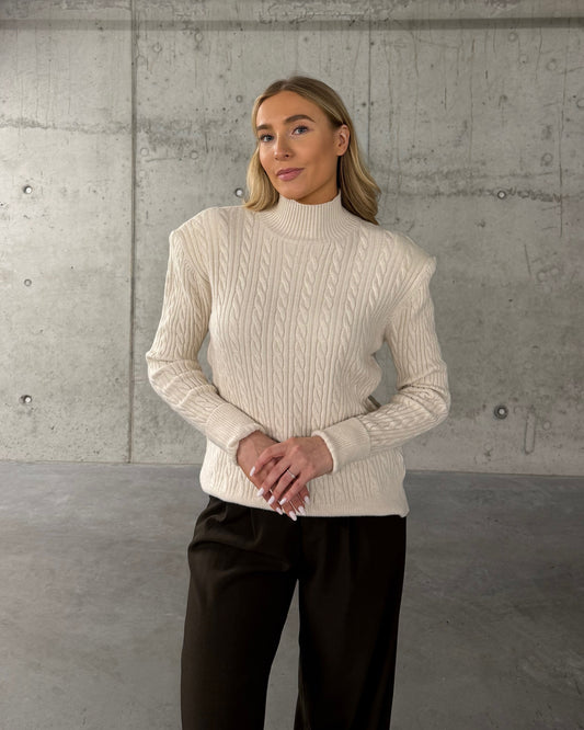 Pieno baltumo megztukas su petukais CREAM