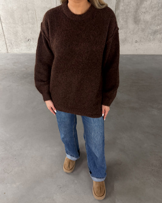 Rudos spalvos megztukas BEAR