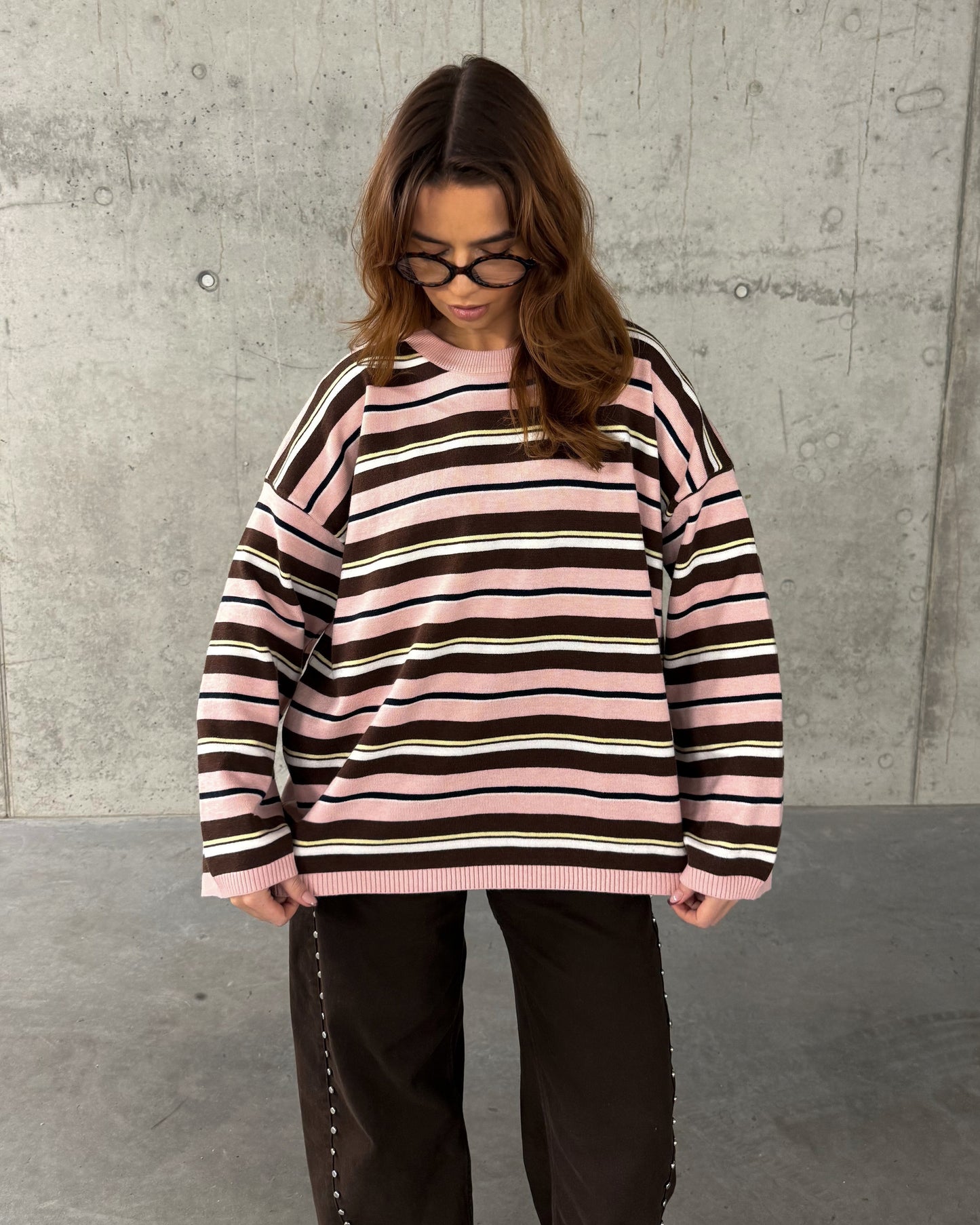 Dryžuotas megztukas BLUSH