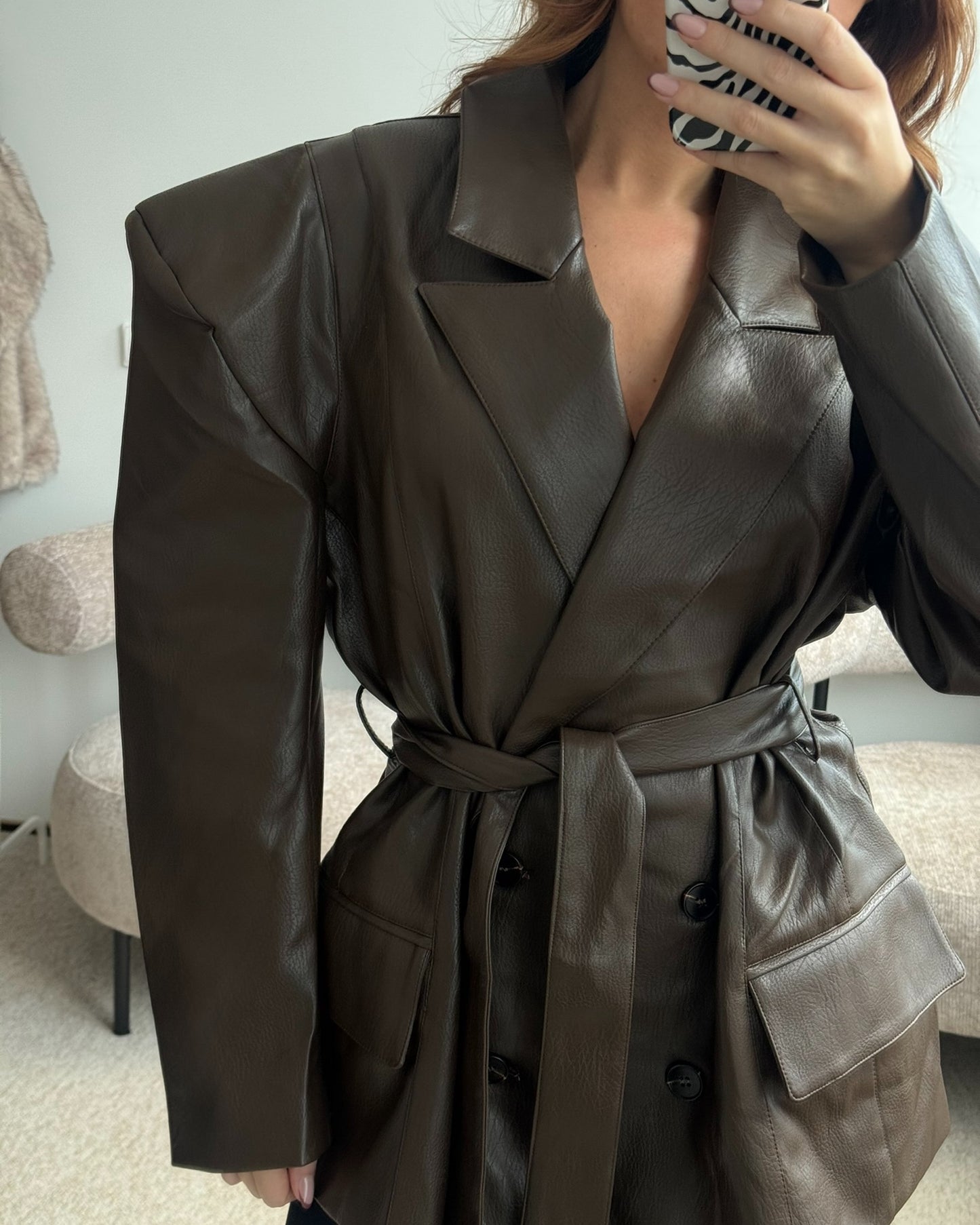 Eko odos švarkas su pečiais FRAME