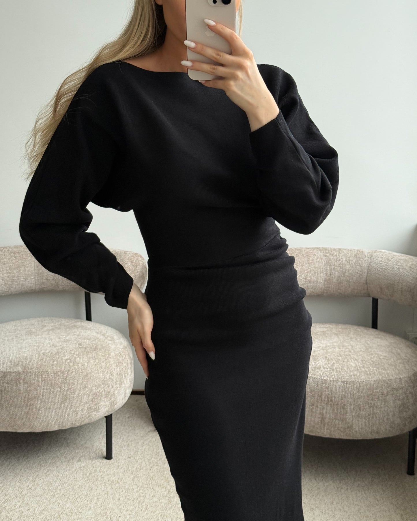 Juoda suknelė EASE
