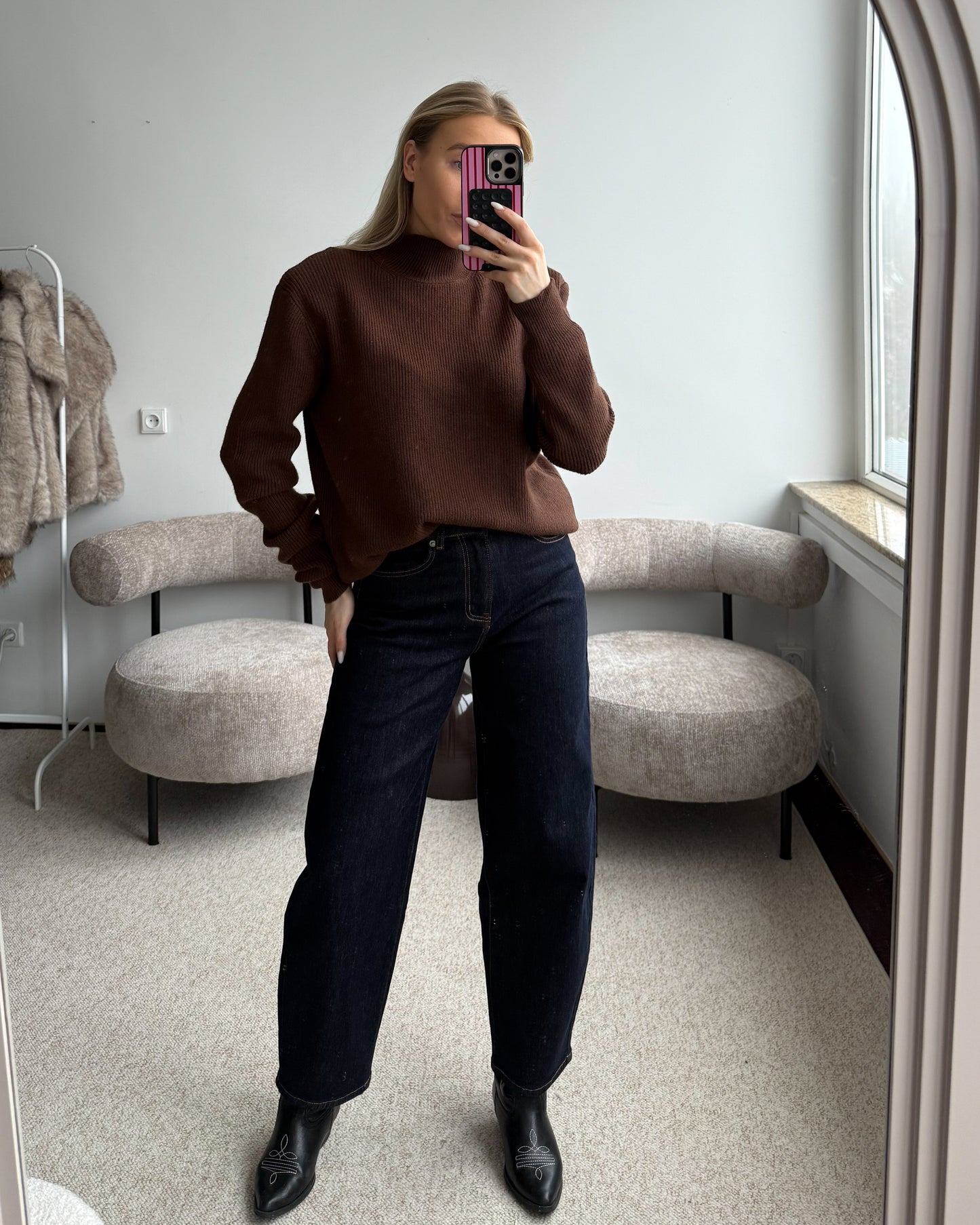 Rudas megztukas su petukais NUT