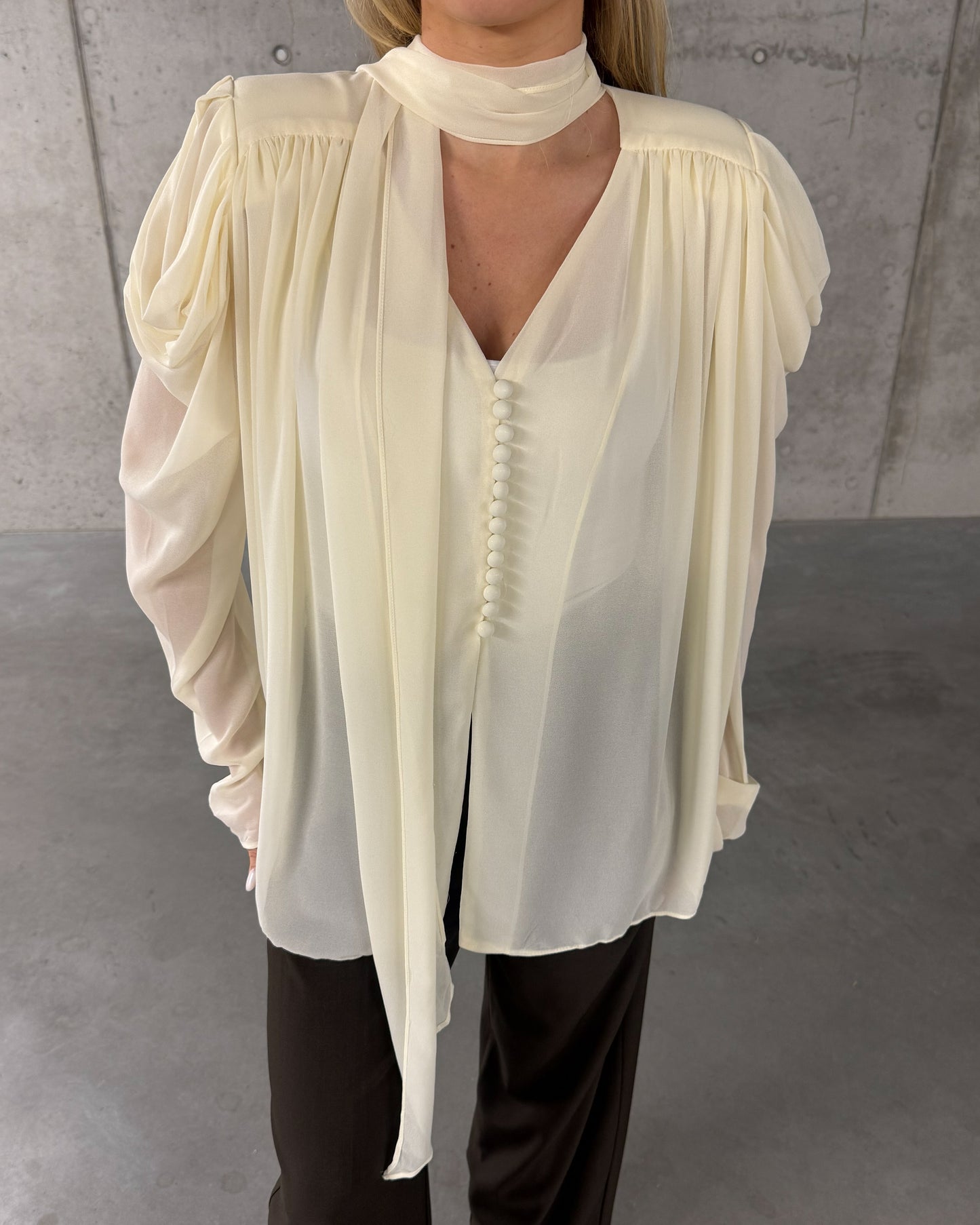 Palaidinė su šalikėliu CHARM